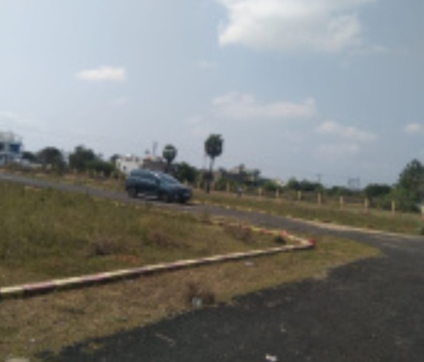 Plot For Sale in Kasna Industrial Area