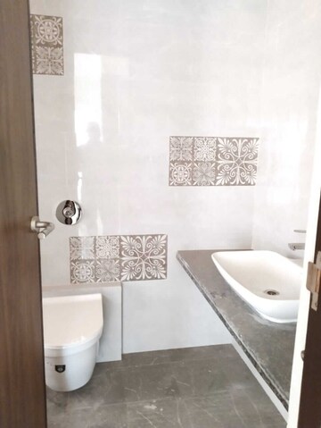 Bathroom in 1.5 BHK Apartment at Marathon Nexzone Zodiac 1, New Panvel – for Rent