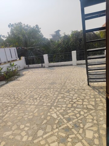 Parking in 2 BHK Villa at AVL 36 Gurgaon, Sector 36 – for Rent