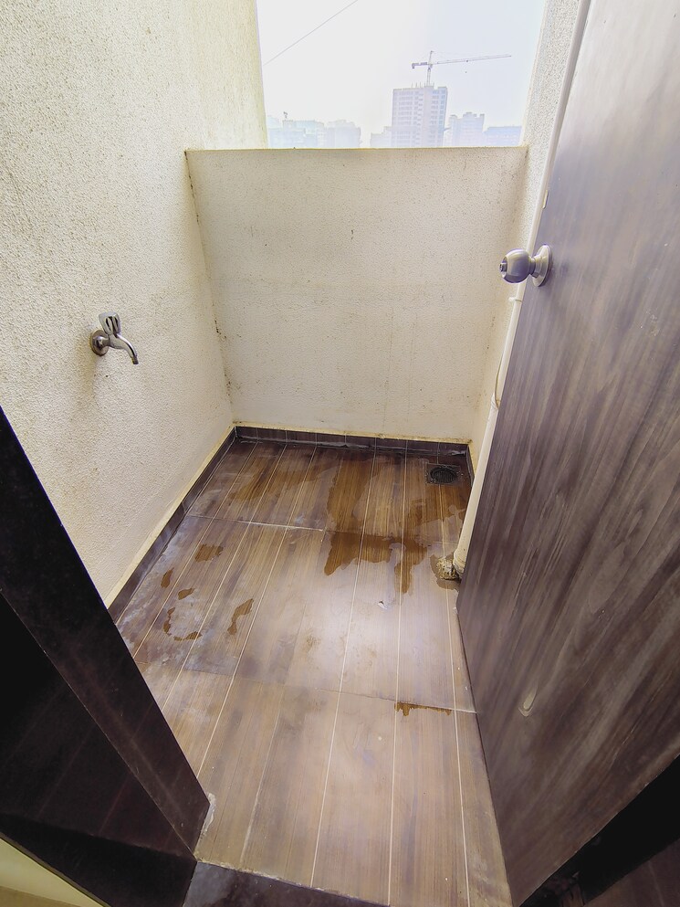 Bathroom, veddant-ganesh-bella-rossa-phase-2 1 Bedroom 500 Sq.Ft. Apartment In Punawale Pune 8024909