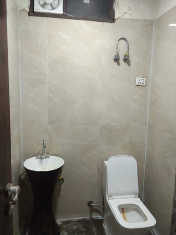 Bathroom in 3 BHK Builder Floor at Sector 72 – for Sale
