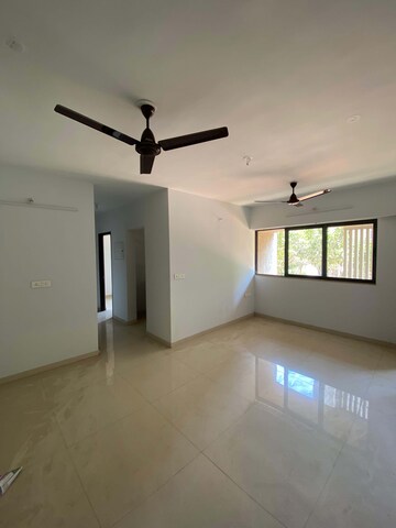 Room in 1 BHK Apartment at Lodha Palava City, Dombivli East – for Rent