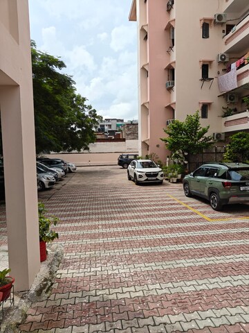 Parking in 2 BHK Apartment at Vikas Nagar – for Rent