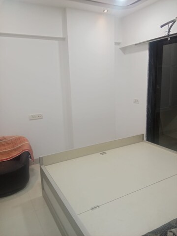 Furnished Amenities in 2 BHK Apartment at Kukreja Complex, Bhandup West – for Rent