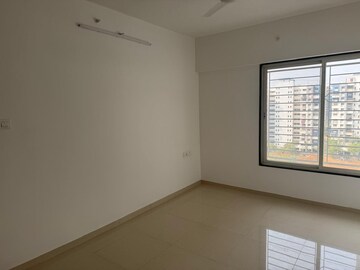 Room in 2 BHK Apartment at Shree Venkatesh Graffiti Glover, Keshav Nagar – for Rent