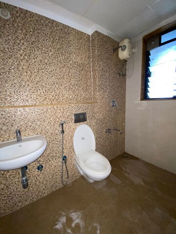 Bathroom in 1.5 BHK Apartment at Lodha Palava City, Dombivli East – for Sale