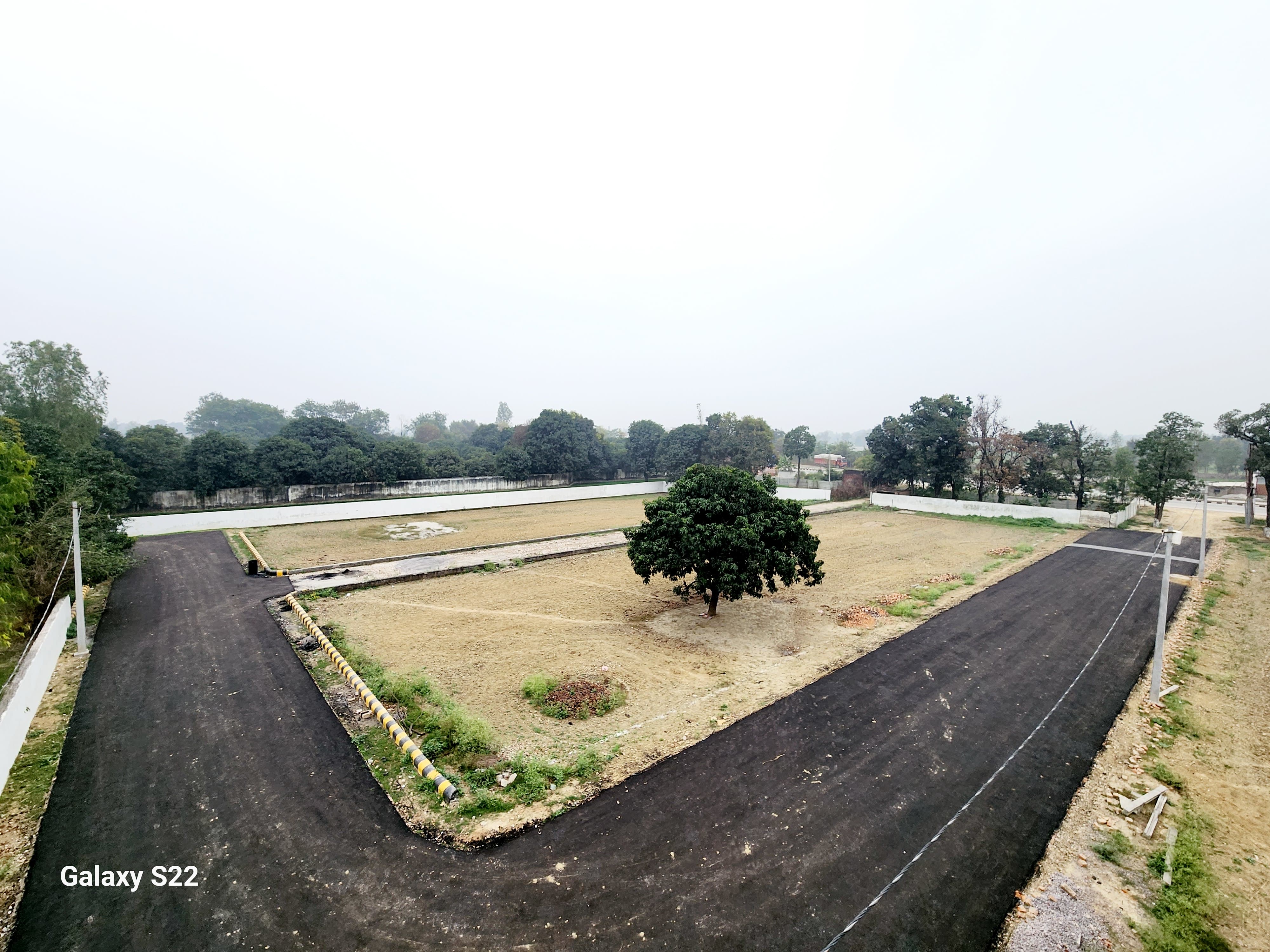 Plot For Sale in Gosainganj