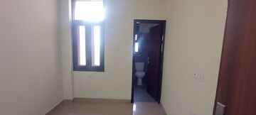 Room in 3 BHK Apartment at Civitech Sampriti, Sector 77 – for Rent