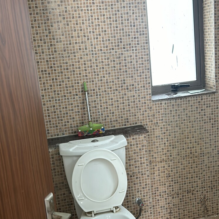 Bathroom, unitech-the-residences-sector-33 2 Bedroom 1060 Sq.Ft. Apartment In Islampur Gurgaon 8025183