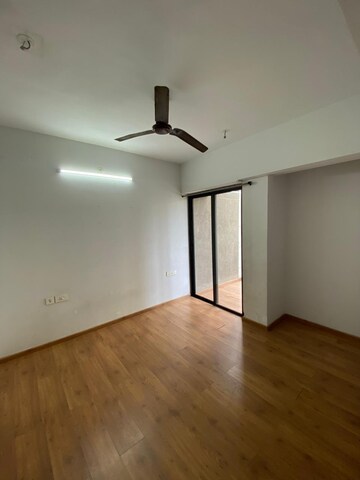 Room in 2.5 BHK Apartment at Lodha Palava City, Dombivli East – for Sale