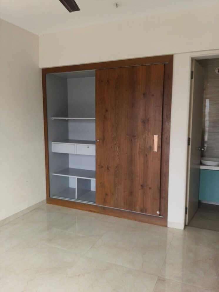 Room, vihang-vermont 2 Bedroom 750 Sq.Ft. Apartment In Ghodbunder Road Thane 8025211