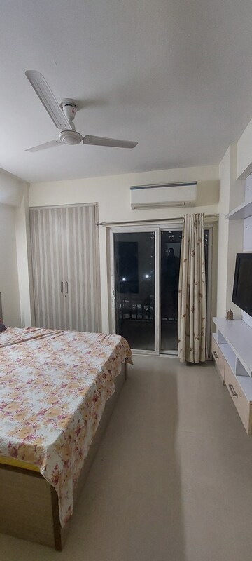 Furnished Amenities in 2 BHK Apartment at Aims Golf Avenue I, Sector 75 – for Rent