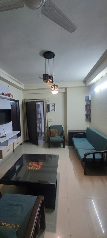 Furnished Amenities in 2 BHK Apartment at Aims Golf Avenue I, Sector 75 – for Rent