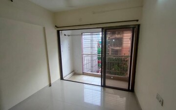 2 BHK Apartment For Rent in JP Decks, Goregaon East