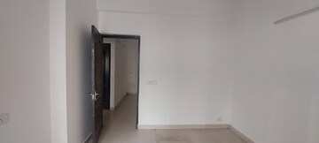 Room in 3 BHK Apartment at Aims Golf Avenue II, Sector 75 – for Rent