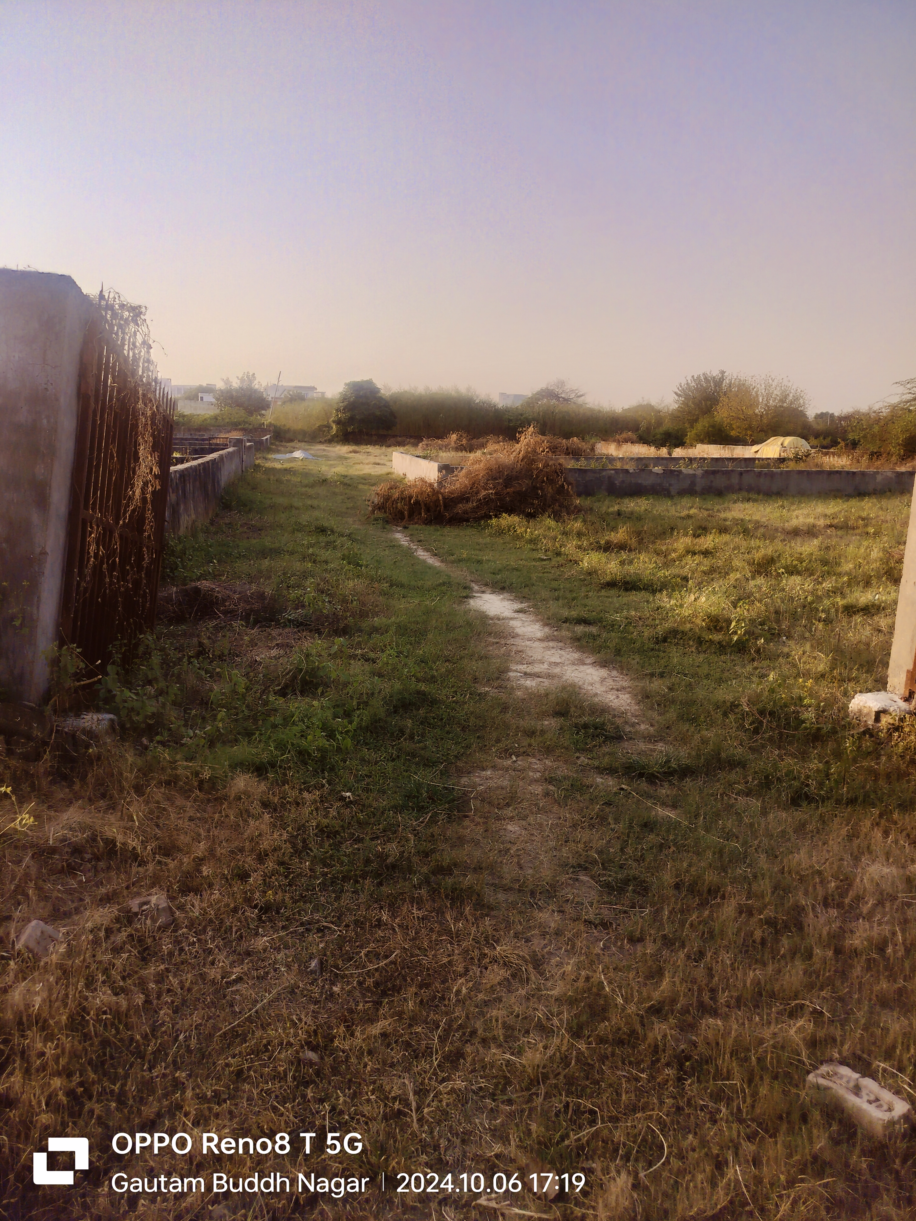 Plot For Sale in Sector 27