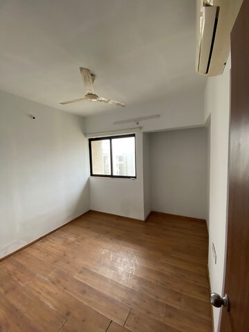 Room in 1.5 BHK Apartment at Lodha Palava City, Dombivli East – for Sale