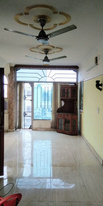 Living Room in 3 BHK Apartment at Mayur Vihar Phase 1 – for Rent
