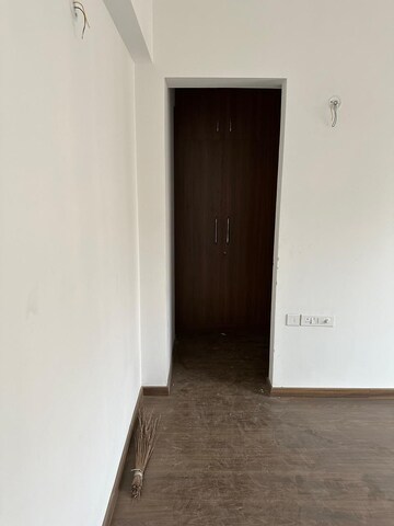 Room in 4 BHK Apartment at ATS Le Grandiose, Sector 150 – for Rent