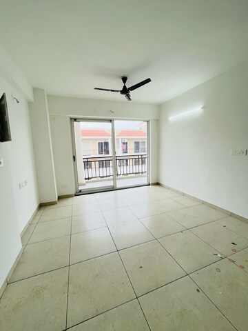 Room in 3 BHK Apartment at Sushma Valencia, Nagla Road – for Rent