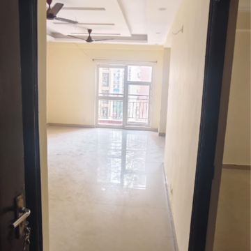 3 BHK Apartment For Rent in Aims Golf City, Noida Central