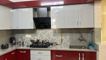 Master Bedroom in 2.5 BHK Apartment at Mahagun Mywoods, Sector 16c Greater Noida – for Rent