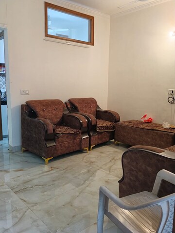 Living Room in 2 BHK Apartment at Malviya Nagar – for Rent