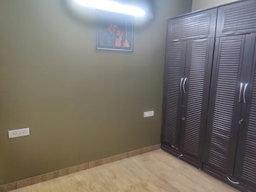 Room in 3 BHK Builder Floor at Ardee City, Sector 52 – for Rent
