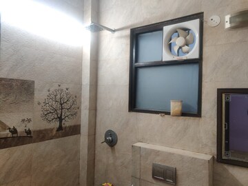 Bathroom in 3 BHK Builder Floor at Ardee City, Sector 52 – for Rent