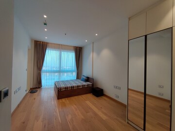Room in 3 BHK Apartment at Bhartiya Leela Residences, Thanisandra Main Road – for Rent