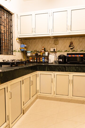 Kitchen in 1 BHK Apartment at Greater Kailash ii – for Rent