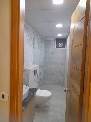 Master Bedroom in 2 BHK Builder Floor at Dalanwala – for Rent