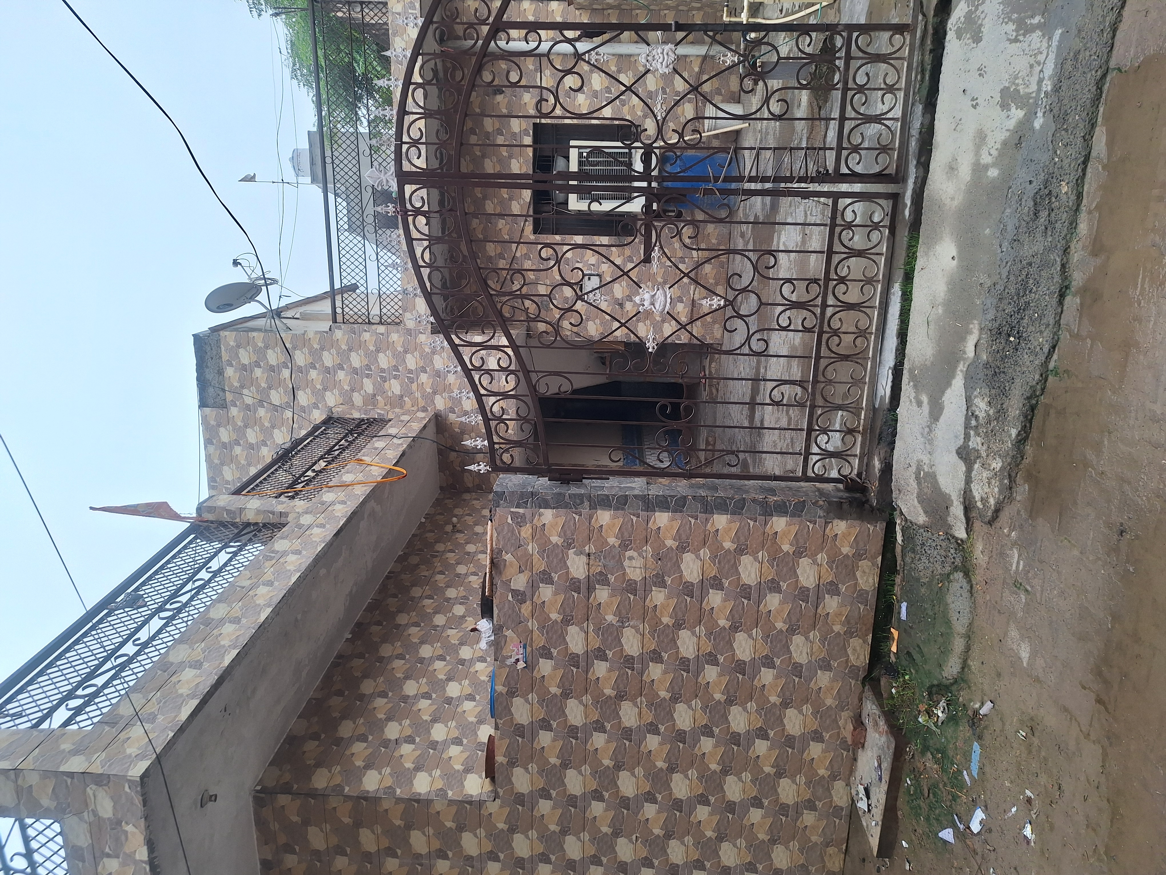 Plot For Sale in Shri Krishna Pvt Ltd