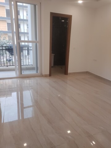 Room in 3 BHK Builder Floor at Sector 84 – for Sale