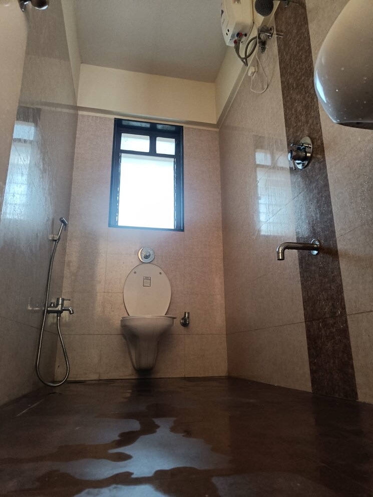 Bathroom, matoshree-pride 3 Bedroom 1080 Sq.Ft. Apartment In Parel Mumbai 8025539