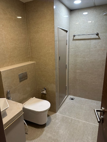 Bathroom in 4 BHK Apartment at Kohinoor Square Altissimo, Dadar West – for Rent
