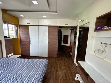 Master Bedroom in 1 BHK Apartment at Neev Florentina, Andheri West – for Sale
