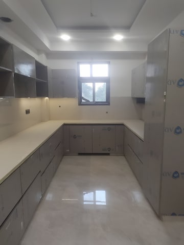 Kitchen in 4 BHK Builder Floor at Sector 85 – for Sale