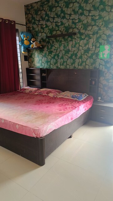 Bedroom in 2 BHK Apartment at DB Parkwoods, Ghodbunder Road – for Rent