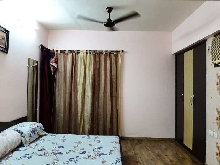 Bedroom, lodha-casa-royale 3 Bedroom 850 Sq.Ft. Apartment In Balkum Pada Thane 8025656