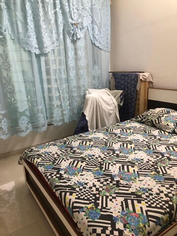 Master Bedroom in 3 BHK Apartment at Ashar Residency, Pokhran Road No Two – for Sale