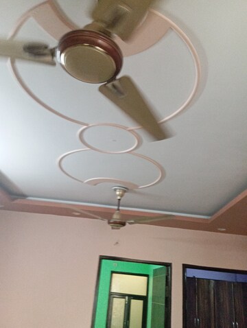 Bathroom in 2.5 BHK Builder Floor at Krishna Nagar – for Rent