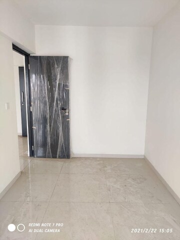 Room in 2.5 BHK Apartment at Godrej Central, Chembur – for Rent
