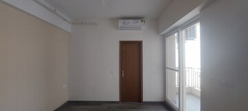 Room in 3 BHK Apartment at ABA Ivy County, Sector 75 – for Rent