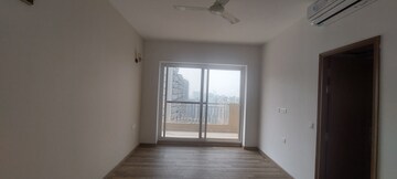 Room in 3 BHK Apartment at ABA Ivy County, Sector 75 – for Rent