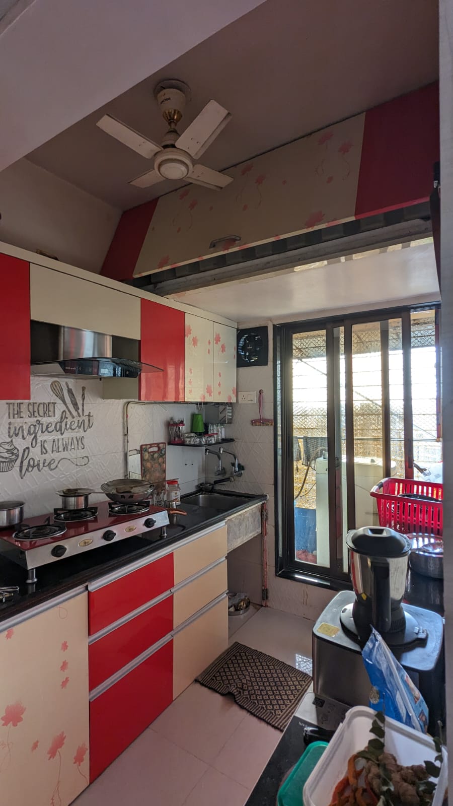 2 BHK Apartment For Sale in Unique Aurum