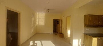 Room in 2 BHK Apartment at Maxblis White House, Sector 75 – for Rent