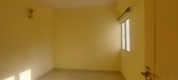 Room in 2 BHK Apartment at Maxblis White House, Sector 75 – for Rent