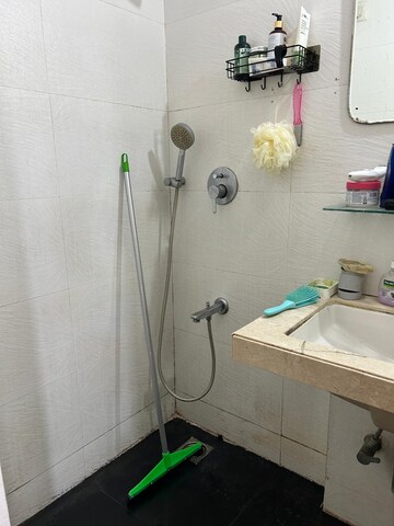 Bathroom in 1.5 BHK Apartment at Omkar Raga, Chembur – for Sale