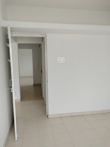 Room in 2 BHK Apartment at Aundh – for Rent